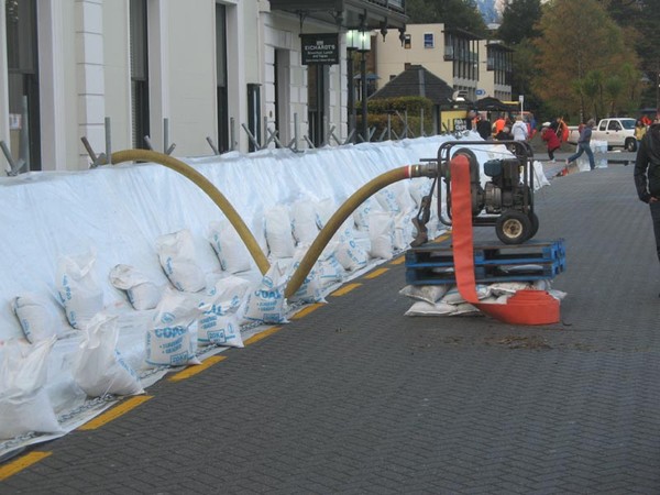 Queenstown braces for flooding